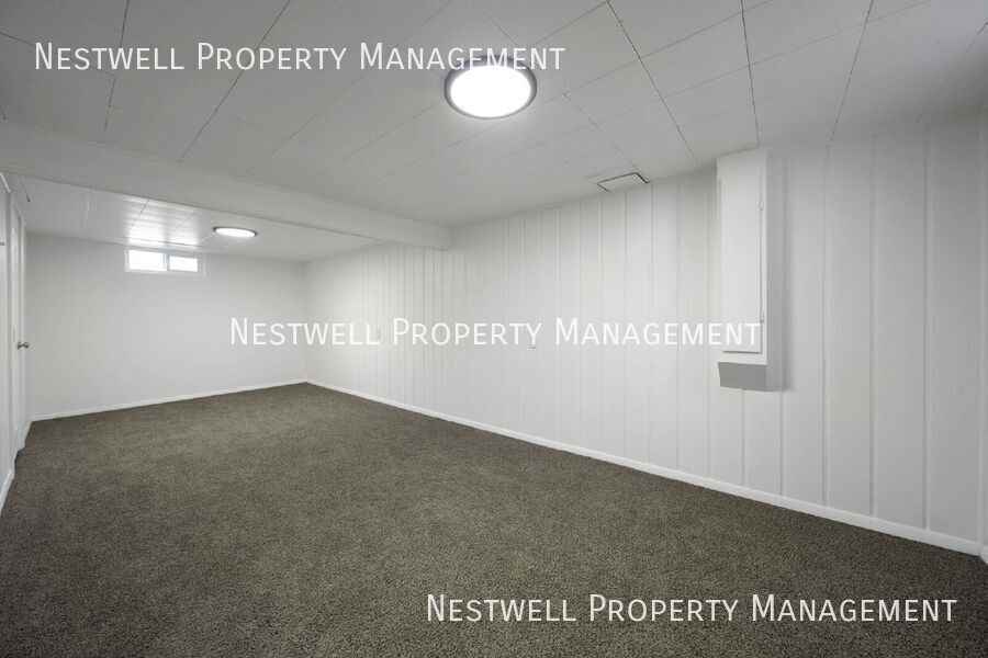 1476 E 3010 S - Photo 5 of 19