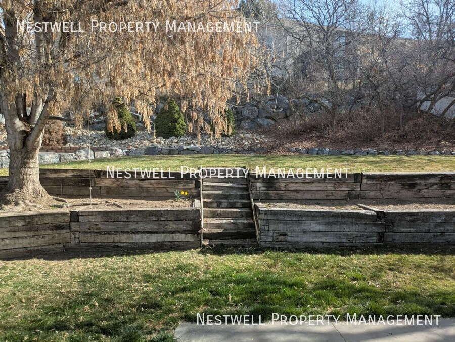 1715 Cherokee Dr - Photo 6 of 10