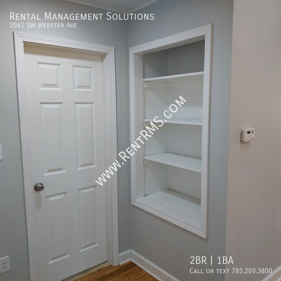 1041 Sw Webster Ave - Photo 6 of 25