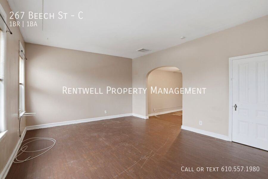 267 Beech St #C - Photo 3 of 13