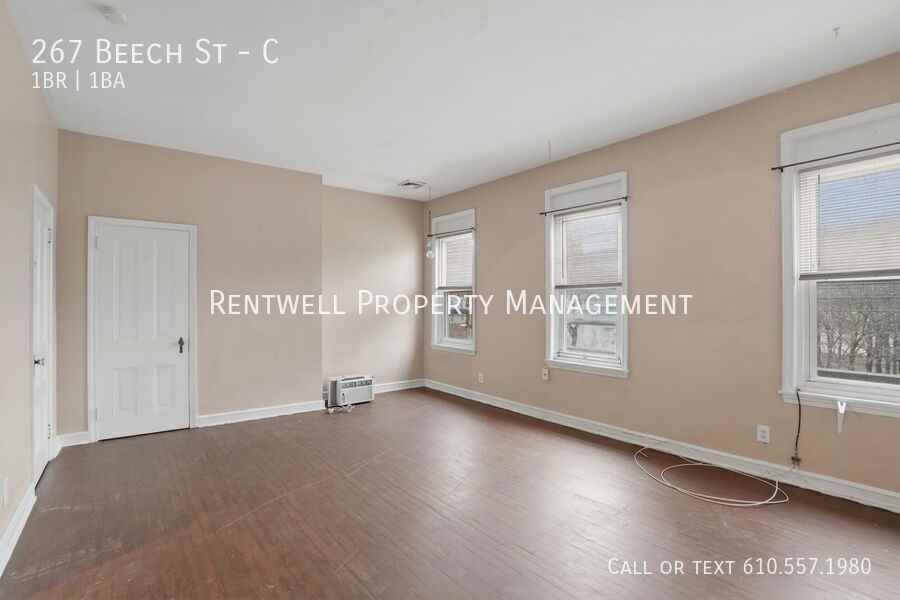 267 Beech St #C - Photo 6 of 13