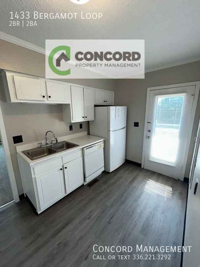 1433 Bergamot Loop - Photo 7 of 17