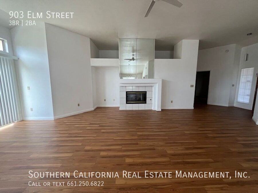 903 Elm St - Photo 4 of 30