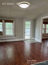 605 Vanier St #UPPER - Photo 1 of 1