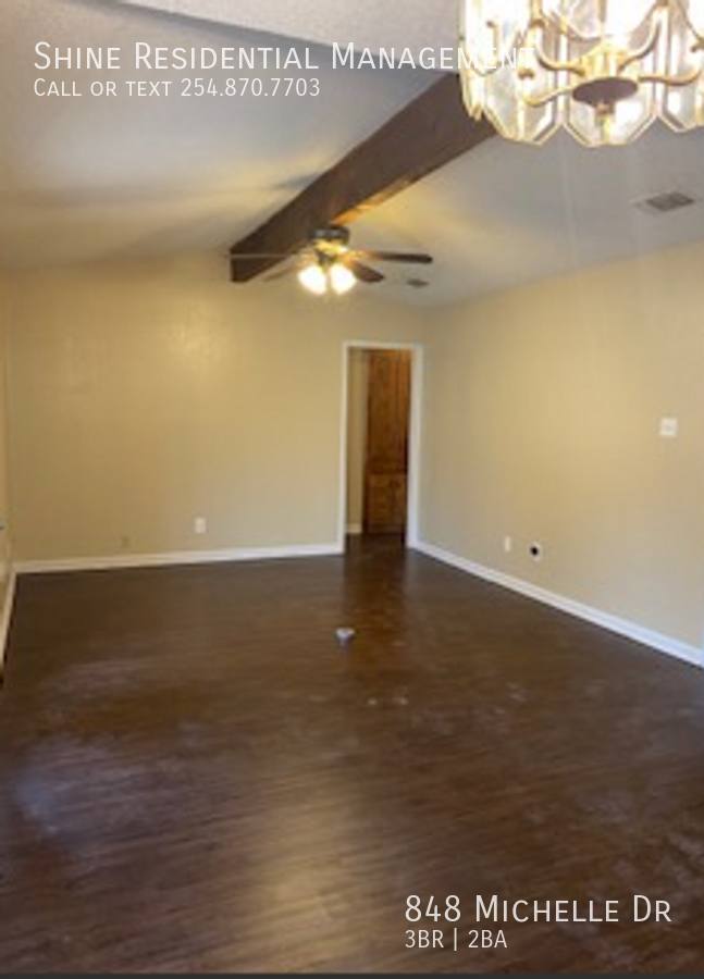 848 Michelle Dr - Photo 2 of 4