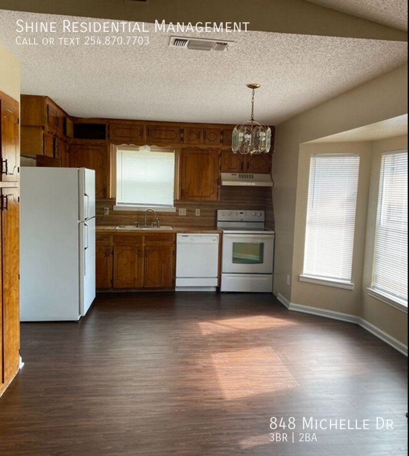 848 Michelle Dr - Photo 4 of 4