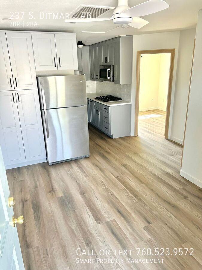 237 S Ditmar St #B - Photo 2 of 22