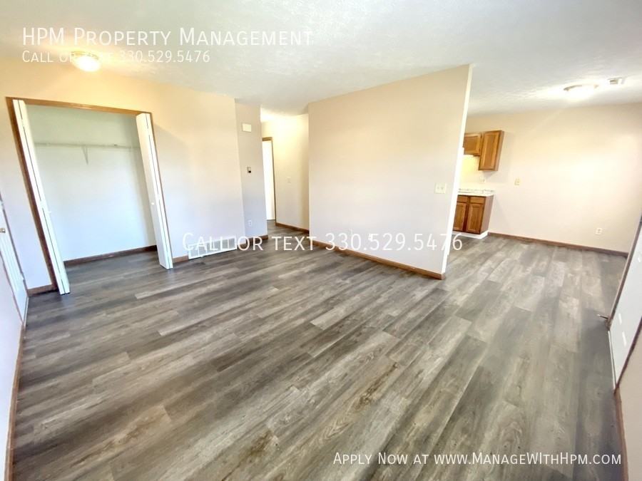 2525 Zircon St Ne - Photo 4 of 16