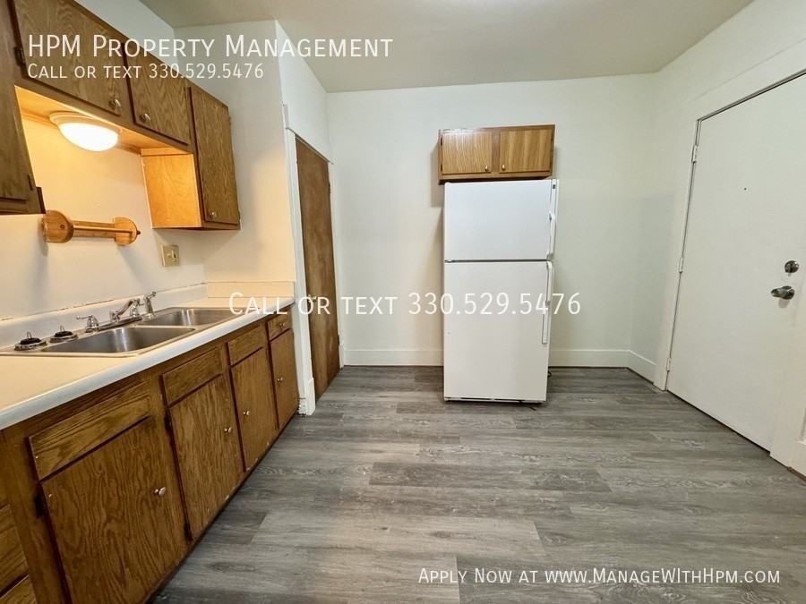 1722 Harrisburg Rd Ne - Photo 6 of 16