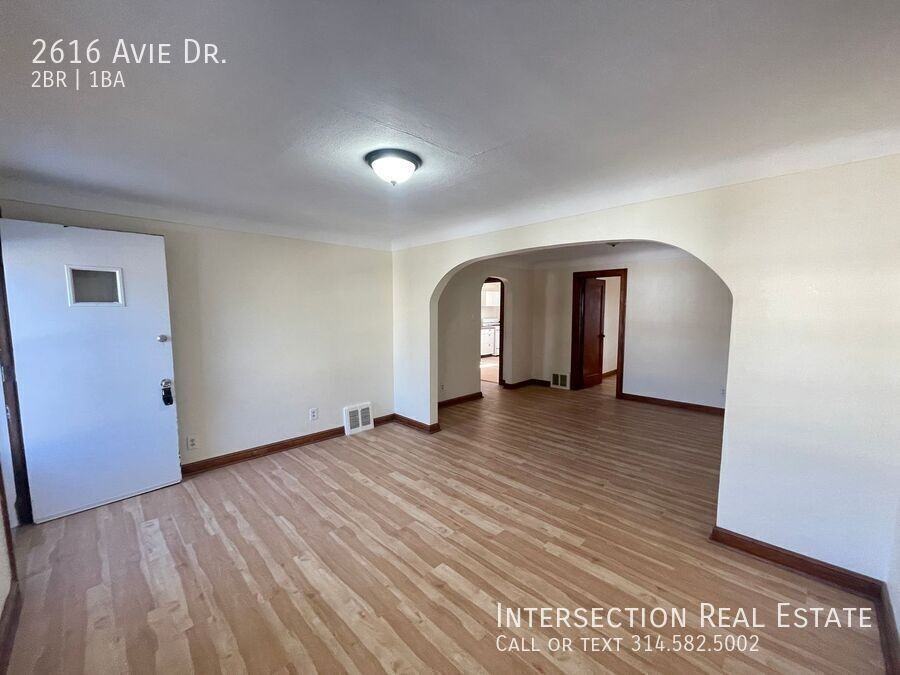 2616 Avie Dr - Photo 4 of 14