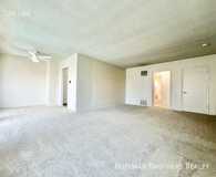 1540 N Laurel Ave #4 - Photo 1 of 1