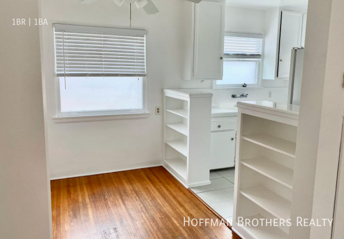 2220 Ocean Park Blvd #C - Photo 2 of 10