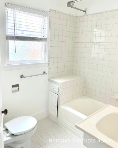 2220 Ocean Park Blvd #D - Photo 6 of 6