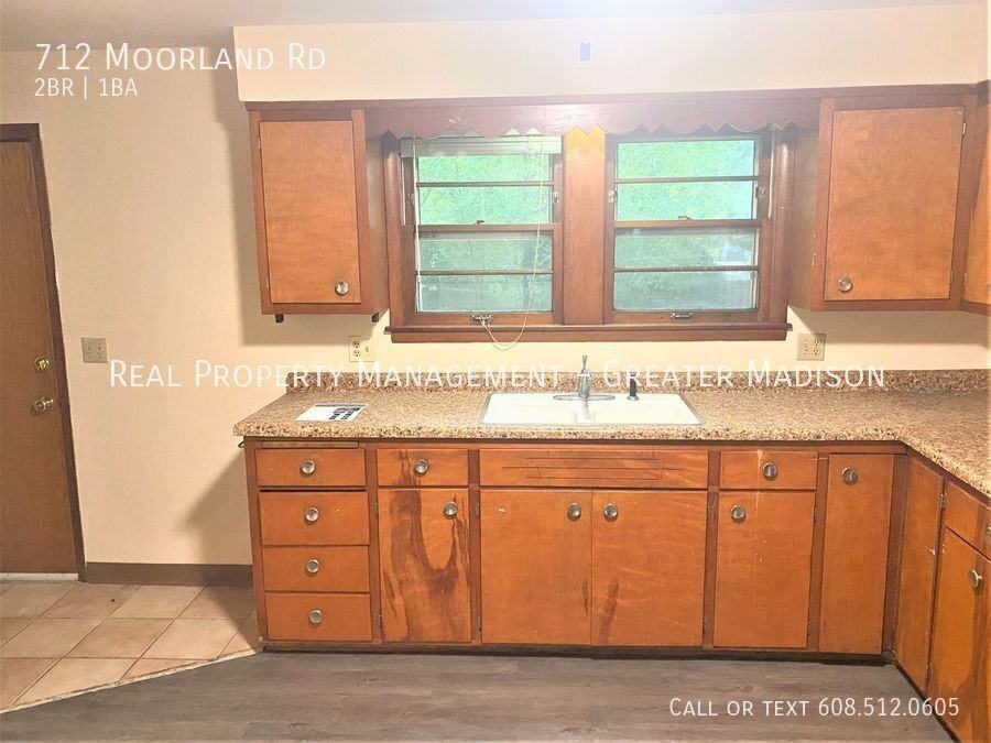 712 Moorland Rd - Photo 5 of 10