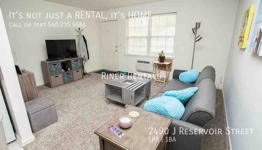 2490 Reservoir St Apt J - Photo 2 of 10