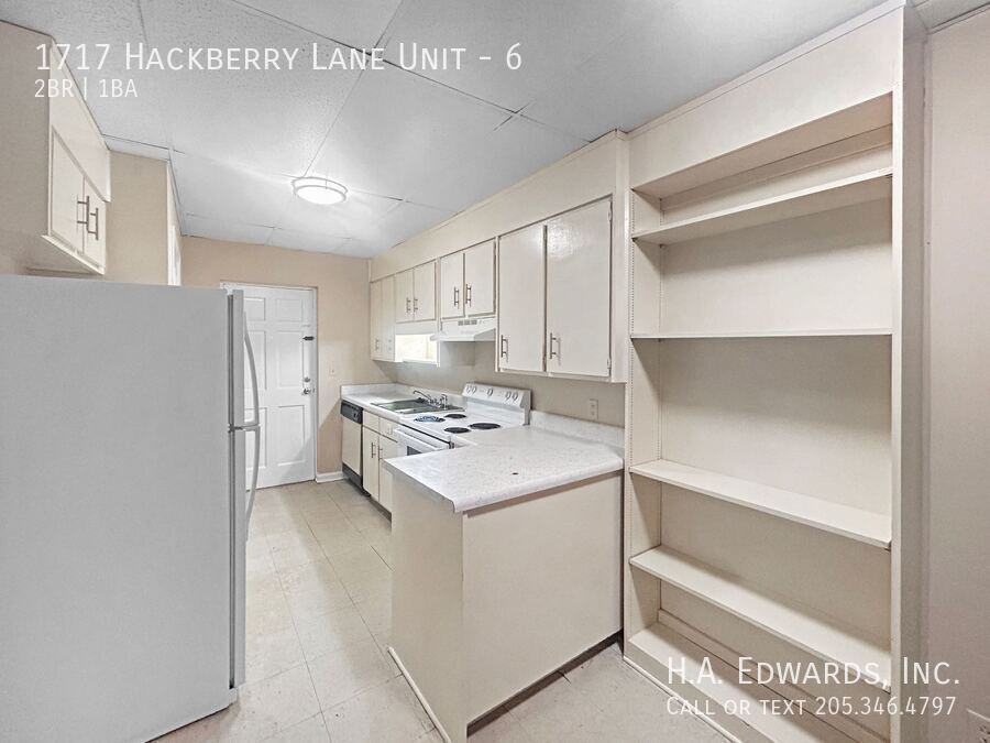 1717 Hackberry Ln #6 - Photo 2 of 8