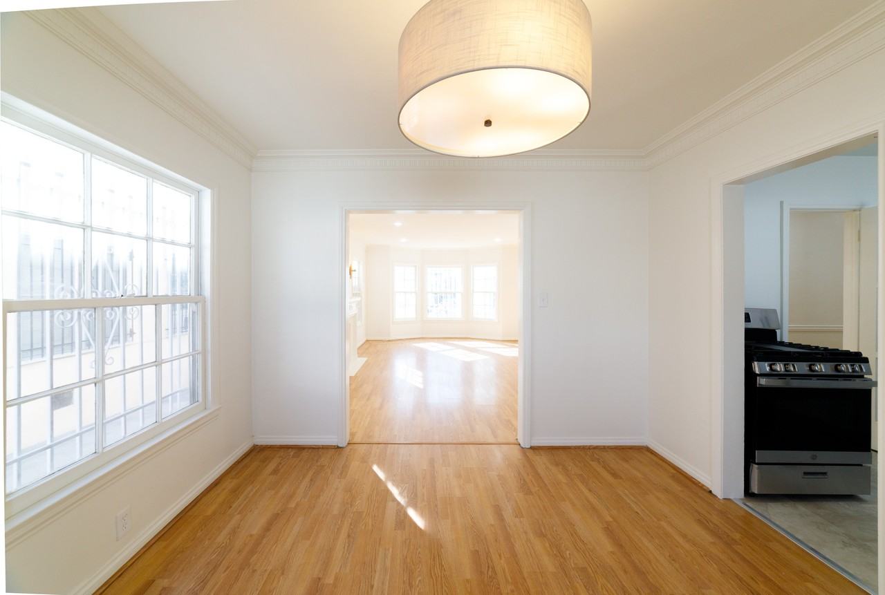 452 S New Hampshire Ave #1 - Photo 7 of 23