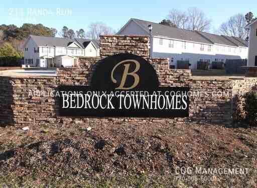 211 Randa Run - Photo 3 of 17