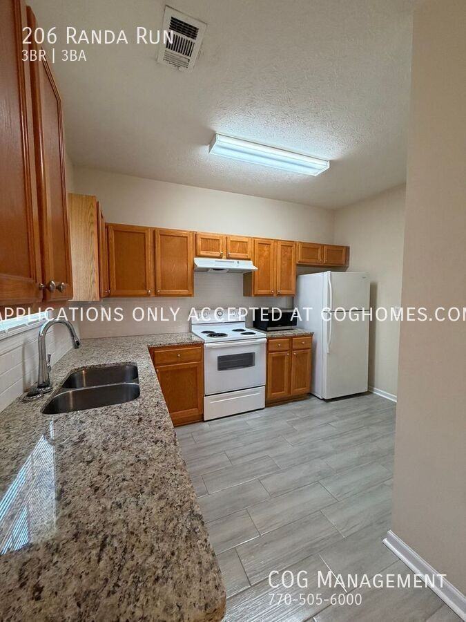 206 Randa Run - Photo 7 of 16