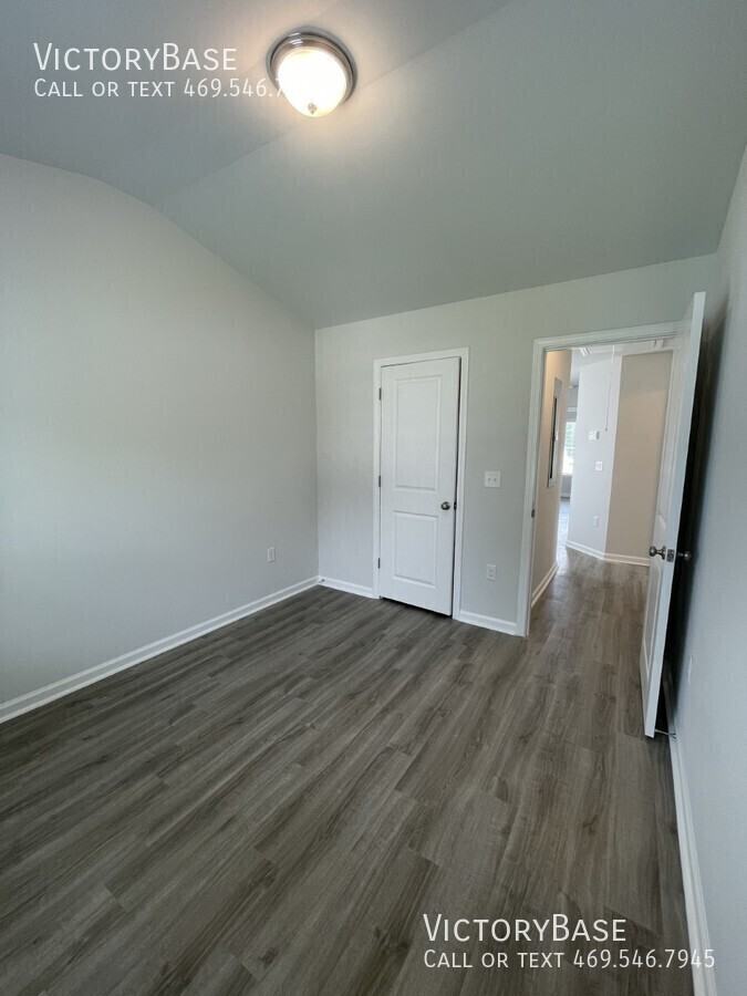 21 Windsong Rd - Photo 5 of 19