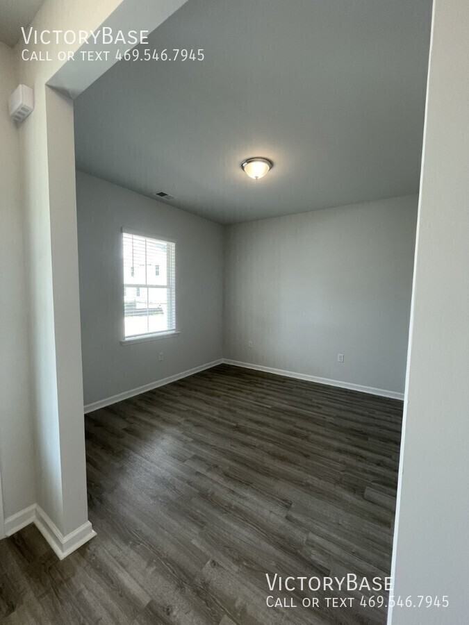 21 Windsong Rd - Photo 7 of 19