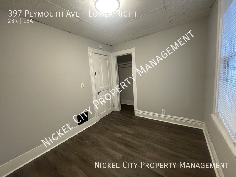 397 Plymouth Ave - Photo 4 of 7