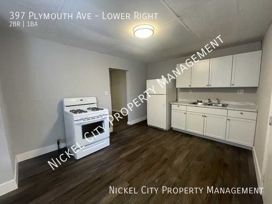 397 Plymouth Ave - Photo 6 of 7