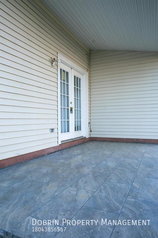 1302 Dance St - Photo 5 of 32