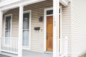 featured image of 1700 W Leigh St