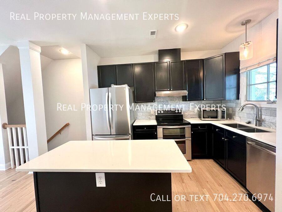 729 Grandin Rd - Photo 3 of 17