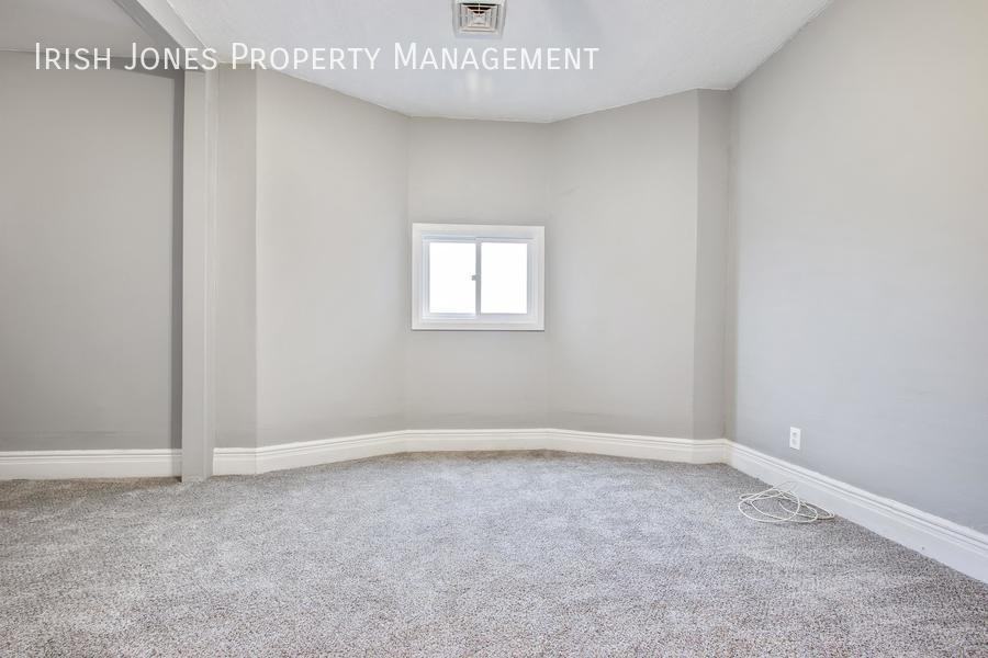 39 Coronada St #2 - Photo 2 of 16