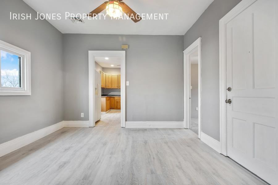 39 Coronada St #2 - Photo 6 of 16