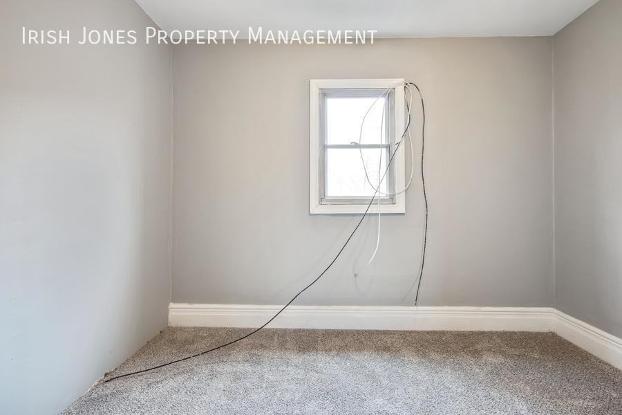 39 Coronada St #2 - Photo 7 of 16