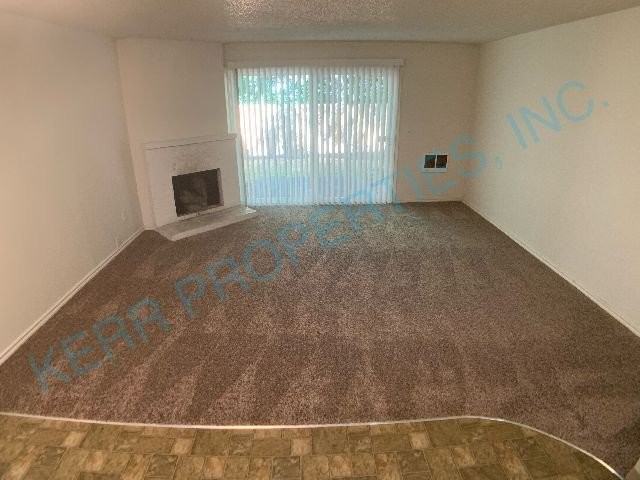 3031 Ne Juniper Ave - Photo 2 of 17