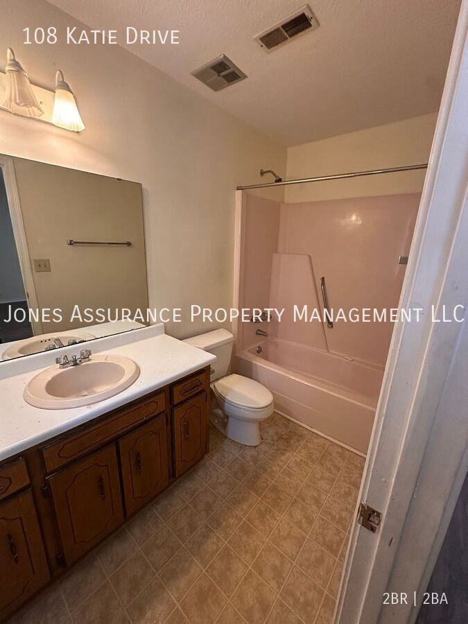 108 Katie Dr - Photo 4 of 8