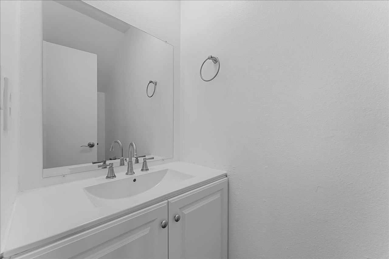 719 N Eucalyptus Ave #18A - Photo 6 of 22