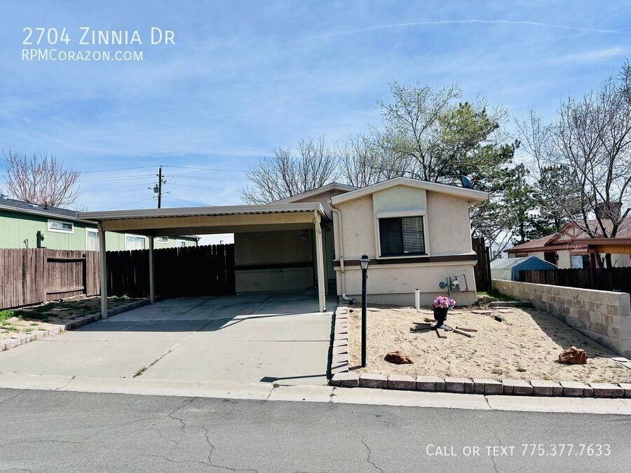 2704 Zinnia Dr - Photo 2 of 19