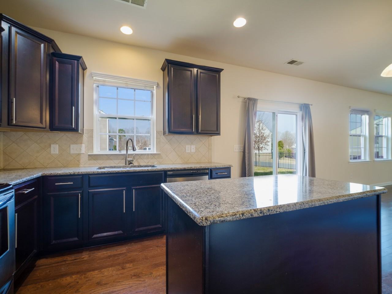 1089 Wallace Lake Rd - Photo 5 of 49
