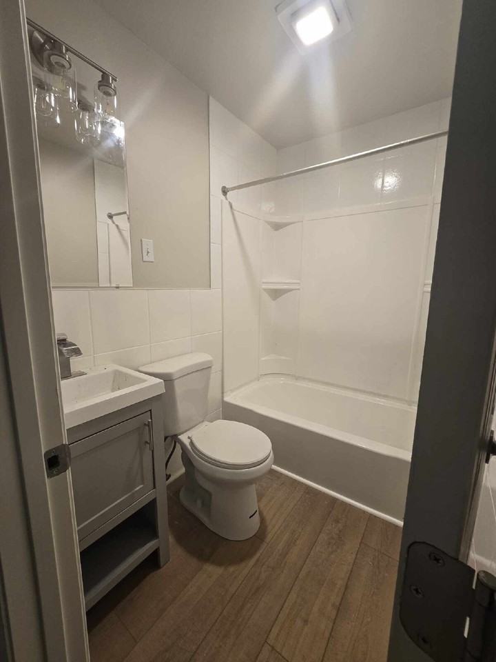 5021 Jacksboro Pike #9 - Photo 5 of 16