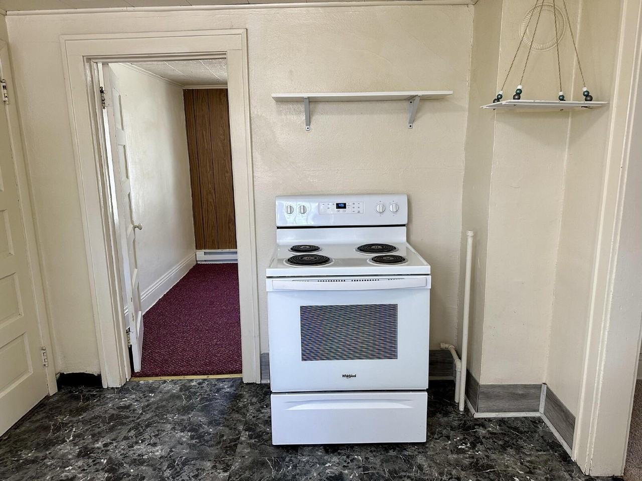 218 2nd St N - Photo 7 of 12