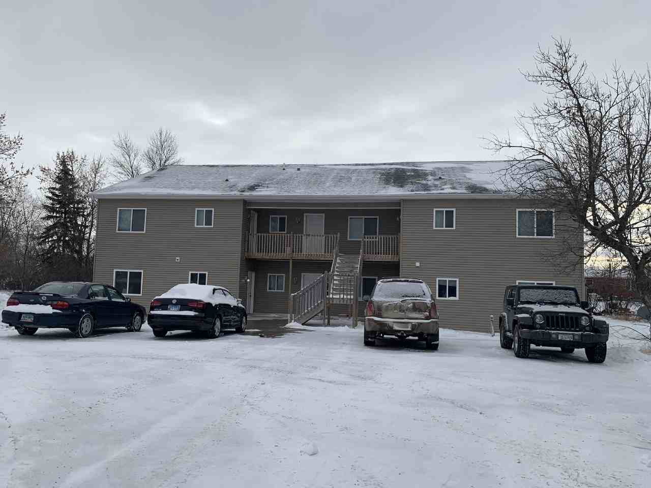 316 6th Ave Se - Photo 5 of 15