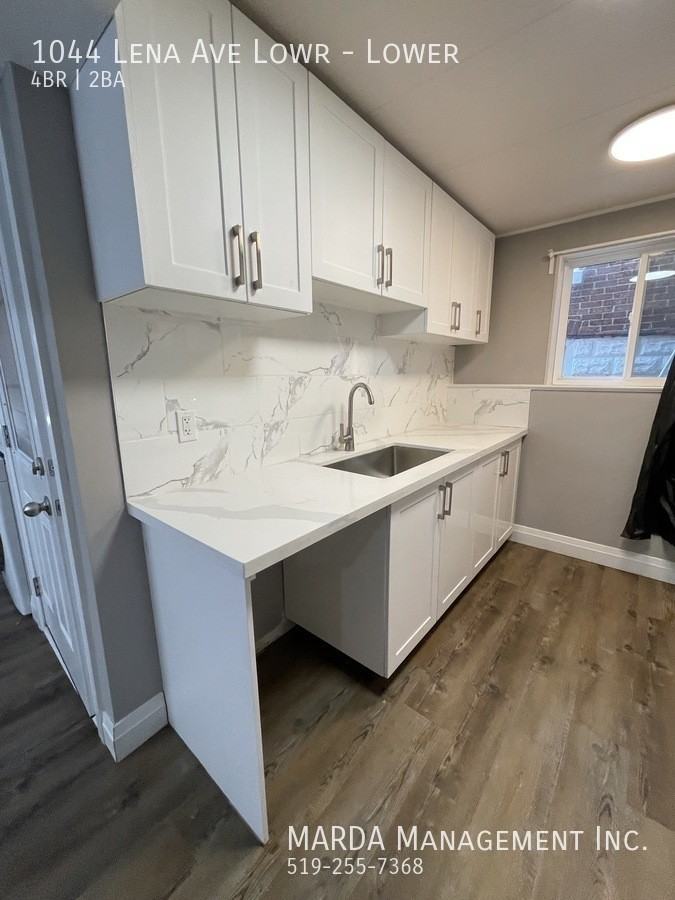 1044 Lena Ave Lowr - Photo 6 of 42