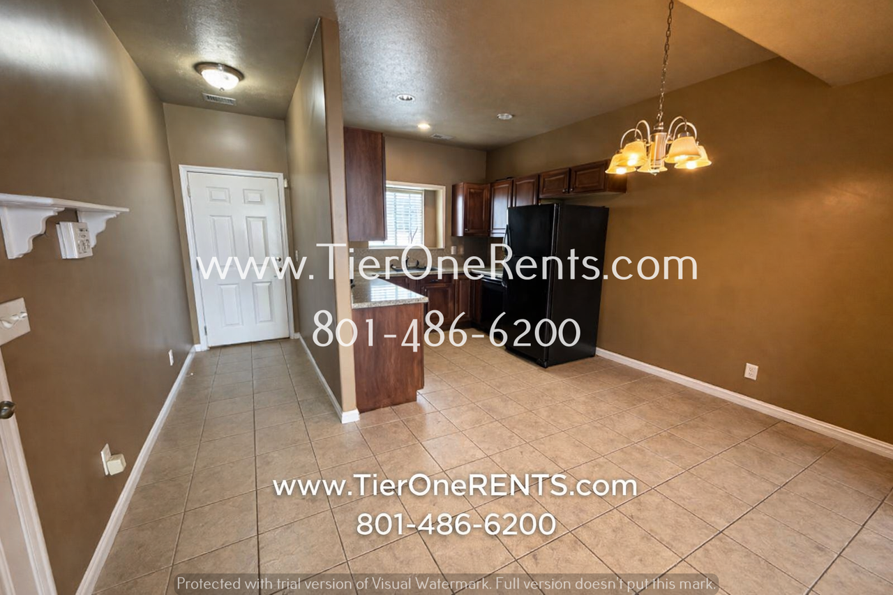 2417 W Adelaide Dr - Photo 2 of 13