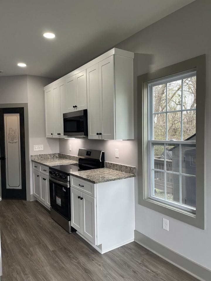 2922 Painted Pony Dr - Photo 5 of 37