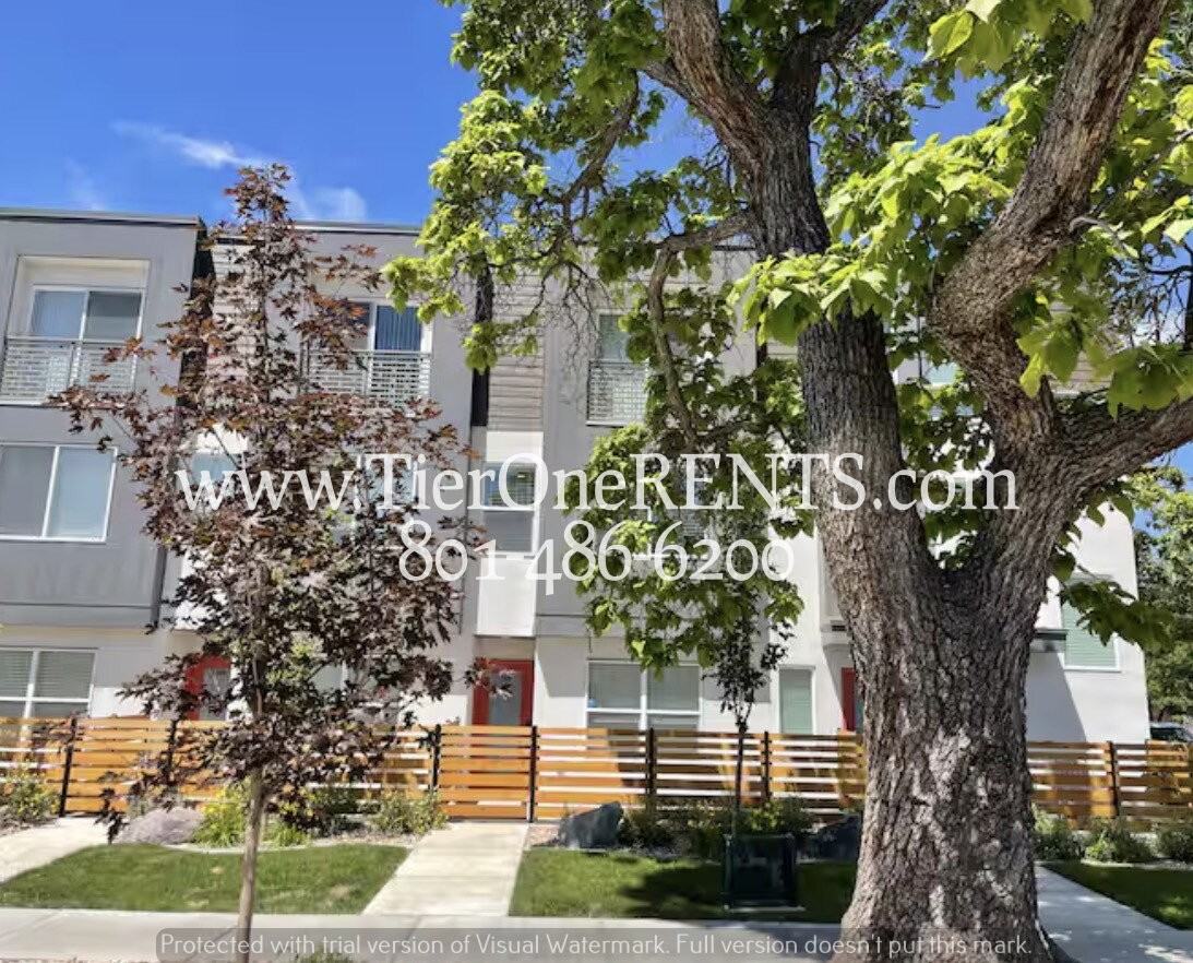 1570 S Main St Apt 105 - Photo 2 of 17