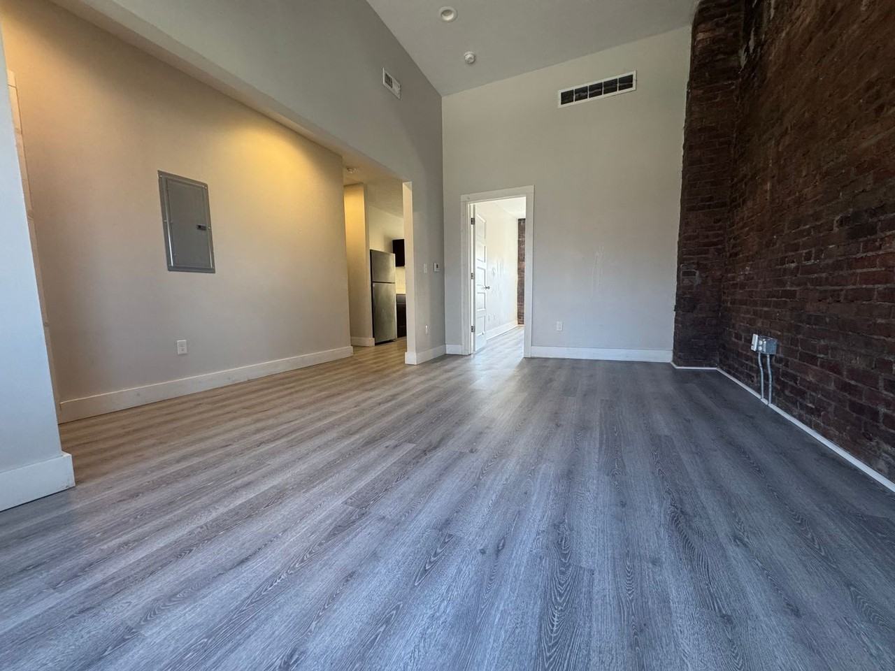 1960 W 65th St #1956 - Photo 7 of 19