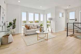 765 18th St Ne #5 - Photo 1 of 1