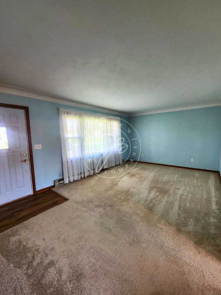 5044 Jolly Rd - Photo 4 of 26