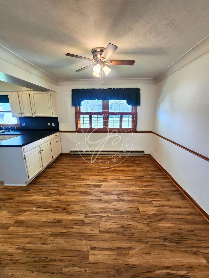 5044 Jolly Rd - Photo 7 of 26