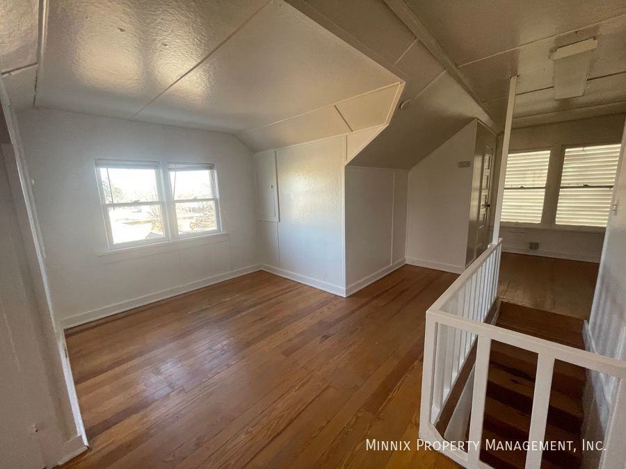 2500 5th Ave - Photo 2 of 10